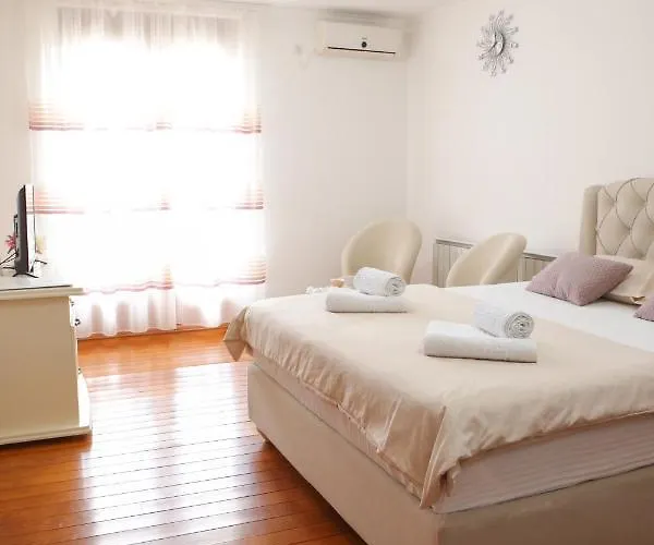 Pegasus Appartement *